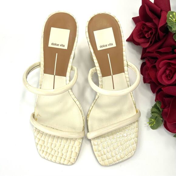 Dolce Vita Noles Chunky Heel Sandal Size 7.5 Ivory Leather Two-Strap Slip-On - Picture 4 of 16